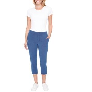 🌸 Women’s Up! Pull-On Capri Pants-Blue (NWT)